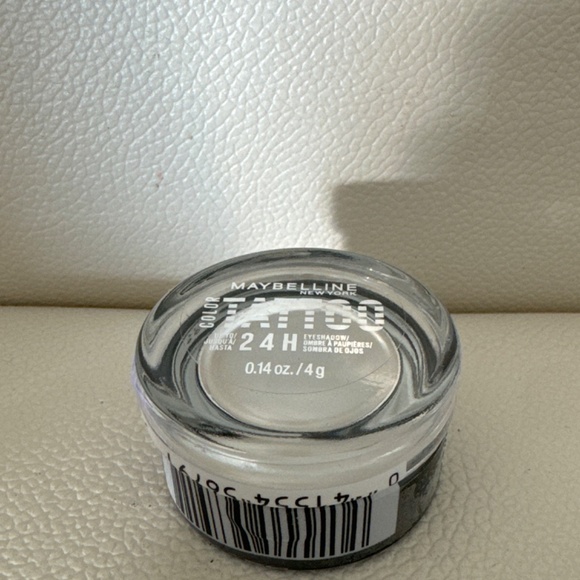 Maybelline New York The Rock Nudes Palette & Maybelline 24 hr Eye Color Tattoo - Picture 4 of 7